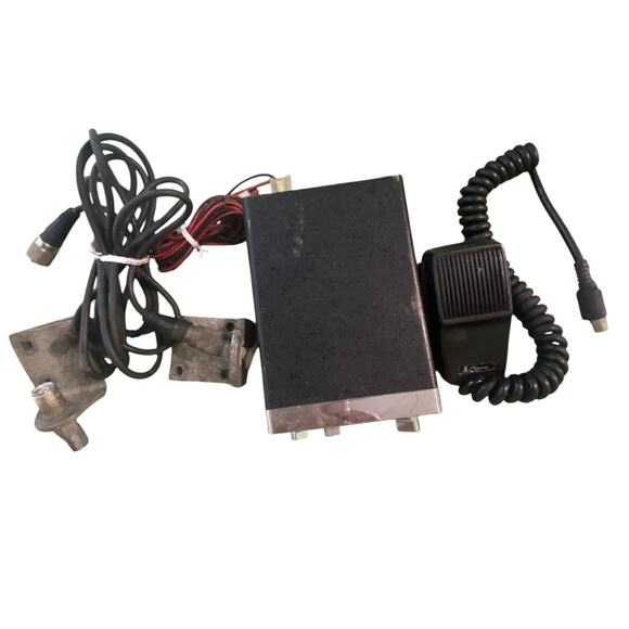 Cobra 19XS CB Mobile Radio 40 Channel OEM with Mic Cable Bracket 1985 Vintage - Picture 9 of 10